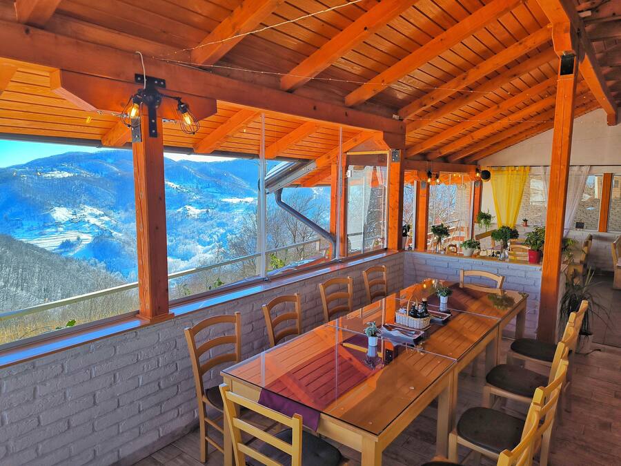 Appartement, 4 chambres, balcon, vue jardin | Restauration