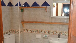 Apartment, 2 Bedrooms, Smoking, Balcony | Bathroom - Cheap Accommodation in Marrakech (Marrakech)