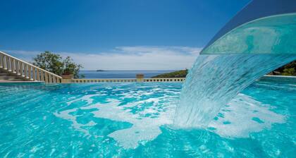 Mediterranean Villa With Astonishing View Over the Adriatic sea and Private Pool