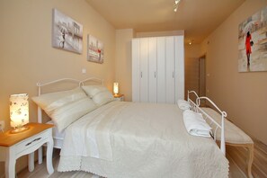 Apartment, 2 Bedrooms | 2 bedrooms - Few Steps From the Center - new and Modern Apartment for 4 Persons (Zadar)