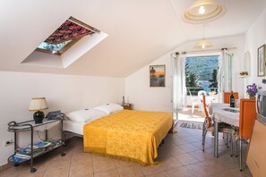 Room, 2 Bedrooms, Smoking, Terrace