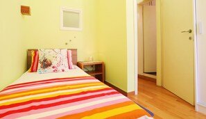 Apartament, 2 dormitoris, fumadors, balcó | 2 dormitoris, planxa i posts de planxar, wifi i roba de llit 
