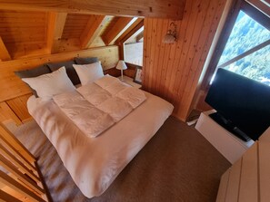 4 makuuhuonetta, silitysrauta/-lauta, Wi-Fi, vuodevaatteet