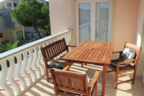 Căn hộ, 2 phòng ngủ, hút thuốc, ban công | Ban công