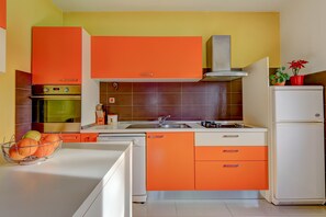 Apartment, 2 Schlafzimmer, Balkon, Gartenblick | Innenbereich