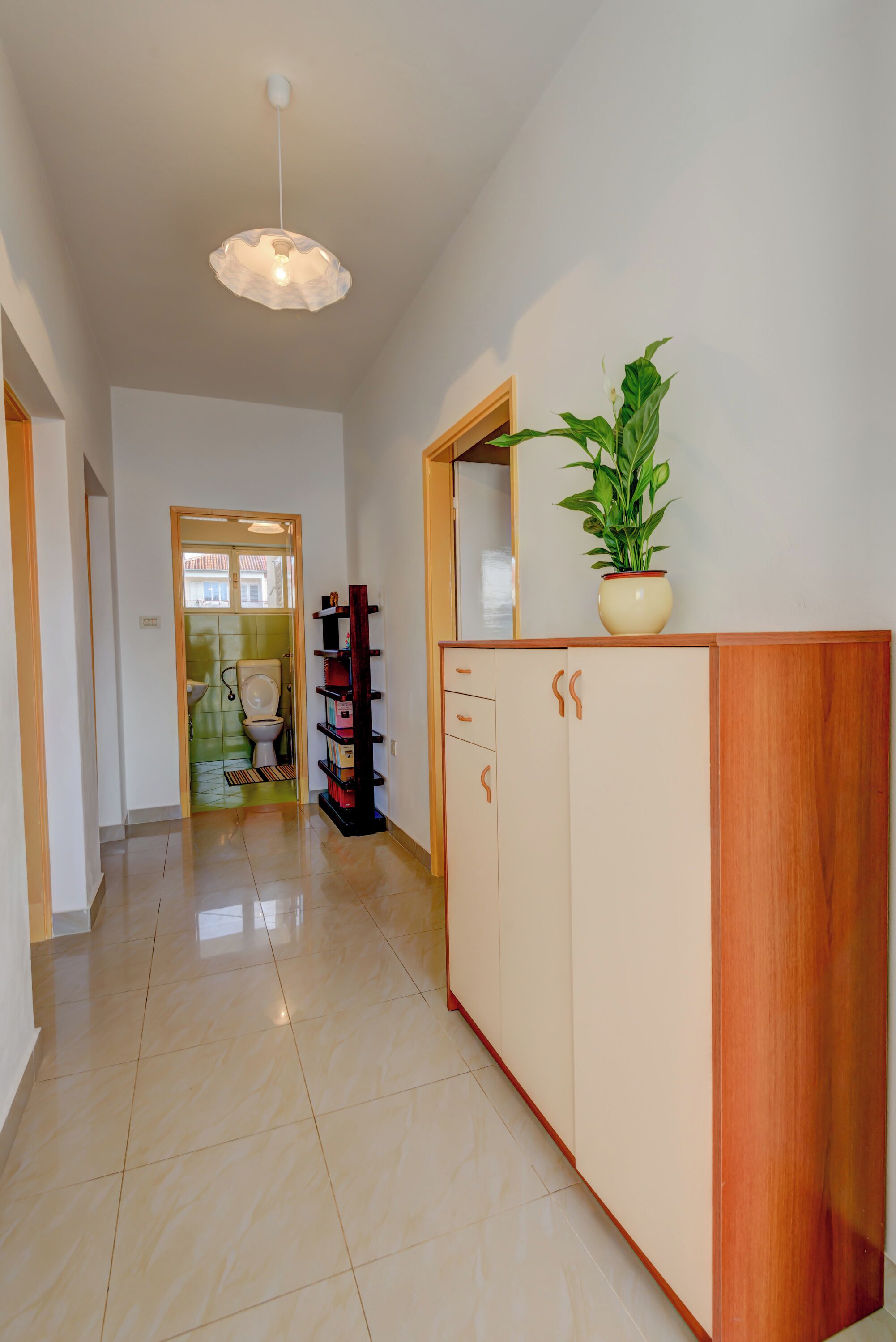 Apartment, 2 Bedrooms, Balcony, Garden View | Hallway