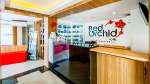 Unclassified image, 2 of 74, button - Red Orchid Hotel by Sajiwa (Semarang)