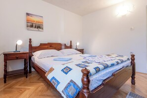 Apartment, 2 Bedrooms, Accessible, Smoking