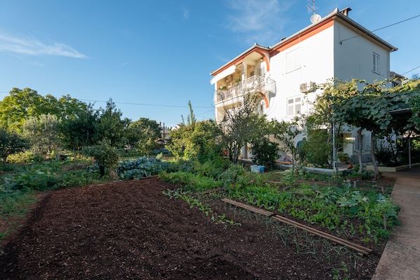 Appartement, 2 chambres, accessible aux personnes Ă mobilitĂ© rĂ©duite, fumeurs | Façade de lâhĂ©bergement