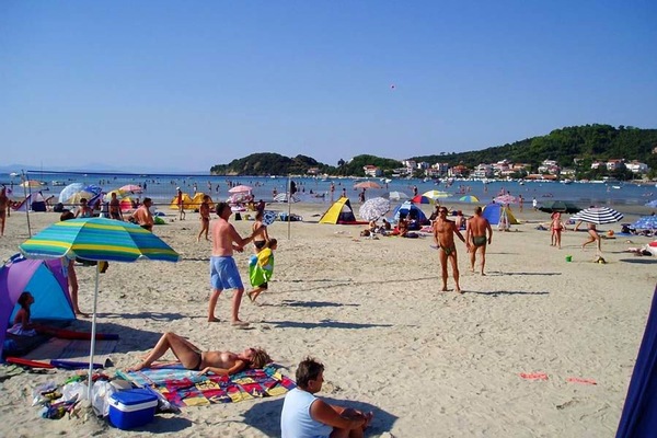 Apartment, 4 Bedrooms, Smoking, Balcony | Beach