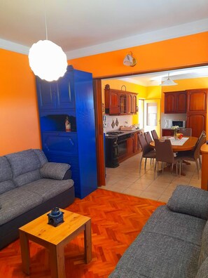 Apartment, 4 Bedrooms, Smoking, Balcony | Living area