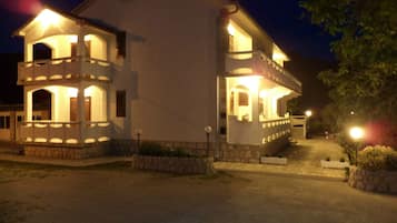 Appartement, 3 chambres, fumeurs, balcon | Extérieur