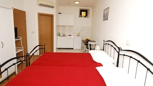 Unclassified image, 3 of 11, button - Studio Apartment for 2 (Dubrovnik)