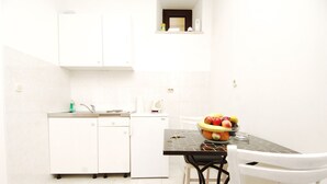 Unclassified image, 4 of 11, button - Studio Apartment for 2 (Dubrovnik)