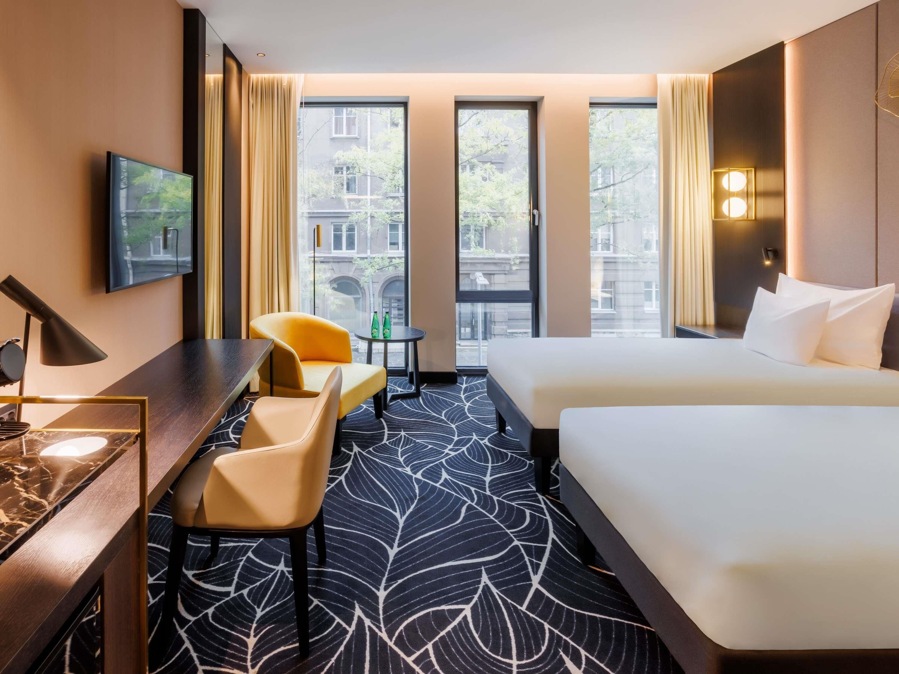 Ropa de cama de alta calidad y minibar 