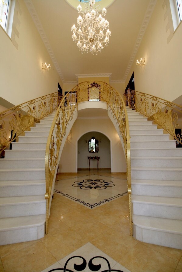 Interior - Luxurious Villa Anthi (Chania)