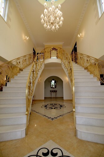 Luxurious Villa Anthi