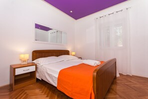 Apartment, 2 Bedrooms, Smoking, Balcony | 3 bedrooms, travel cot, WiFi - Apartment With Amazing sea View (Trogir)