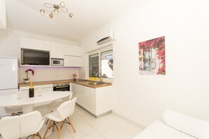 Apartment, 2 Bedrooms, Smoking, Balcony | Private kitchen | Microwave, coffee/tea maker - Apartment With Amazing sea View (Trogir)