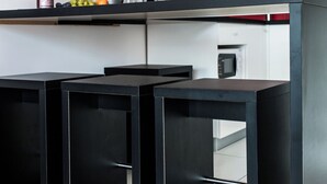 Apartment, 1 Schlafzimmer, Balkon, Gartenblick | Speisen