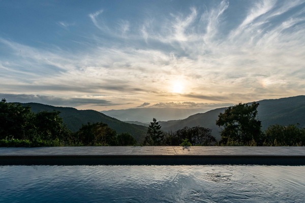 Pemandangan dari hartanah