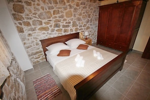 Apartment, 3 Bedrooms, Terrace