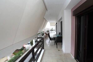 Exterior detail - Nilly's Central Luxury Apartments (Rethymno)