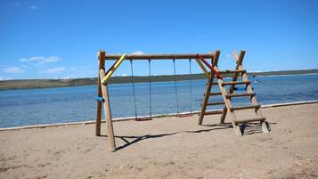 Apartment, 3 Bedrooms, Balcony | Beach