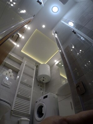 Apartament, 1 dormitori, accessible, fumadors | Bany | Assecador de cabells i tovalloles 