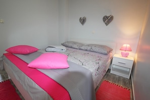 Apartamento, 2 quartos, terraço | 3 quartos, Wi-Fi