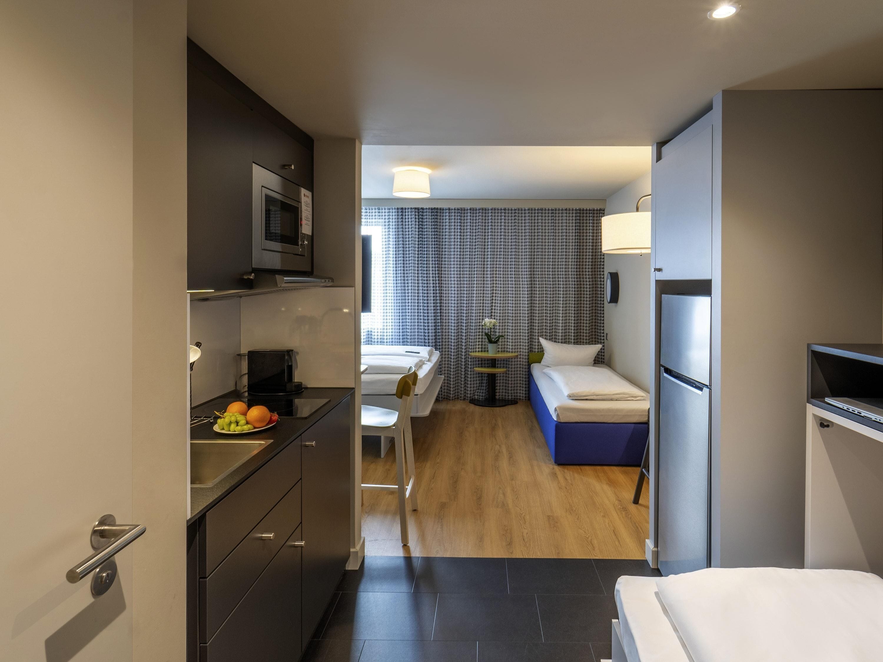 家庭开间, 多张床 | 防过敏的被褥、客房内保险箱、特色家居、办公桌