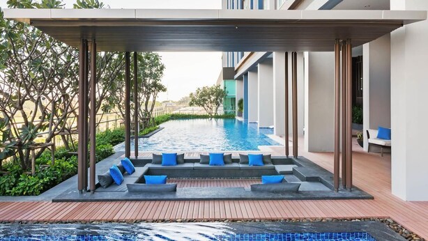 Shared Dormitory, Balcony, City View | Property grounds - Baan Kiang Fah 1607 by Montri C (Hua Hin)