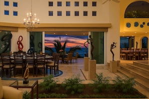 Dining room - Truly one of the Finest Villa for Rent in Puerto Vallarta (Puerto Vallarta)