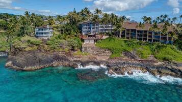 Condo, 2 Bedrooms | Exterior