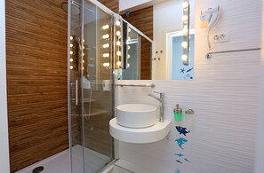 Bathroom - Nice and Cozy Appartment With a Balcony in the Centre of Split (Split)