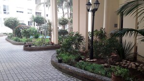 Apartment, 2 Bedrooms, Smoking, Balcony | Property entrance