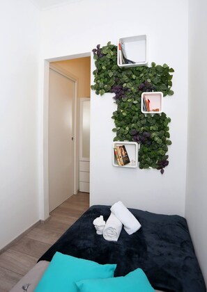 1 bedroom, iron/ironing board, travel cot, Internet - Nice and Cozy Apartment in the Centre of Split (Split)