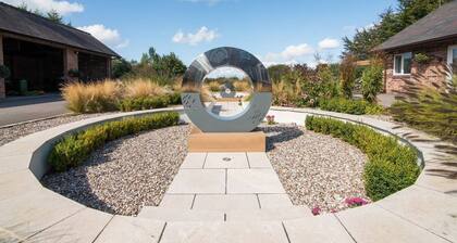 Super Spacious Barn Conversion With Free Wifi, Netflix Fireplace