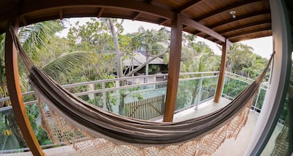 Great and quiet house in Guarda do embaú with AR