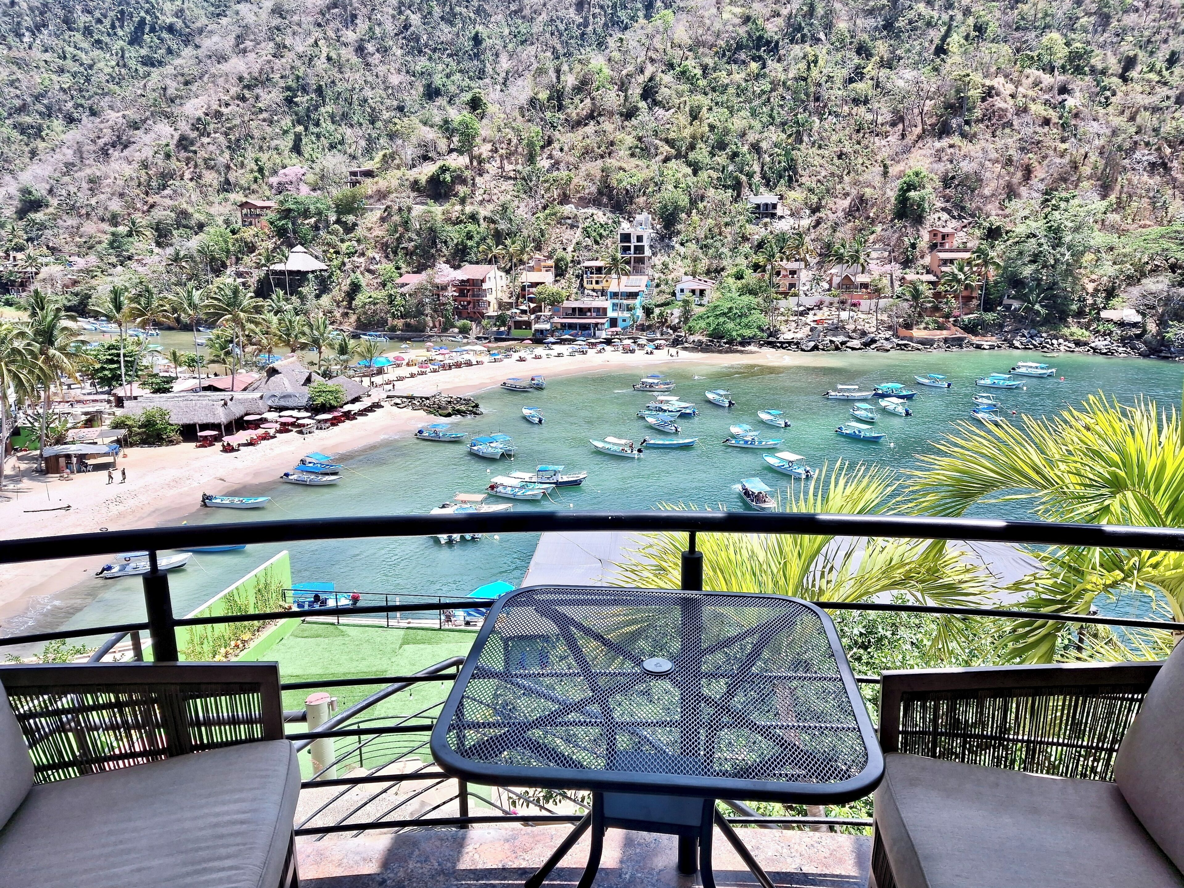 Photo - Luxury Beach Frontage Villa For Rent