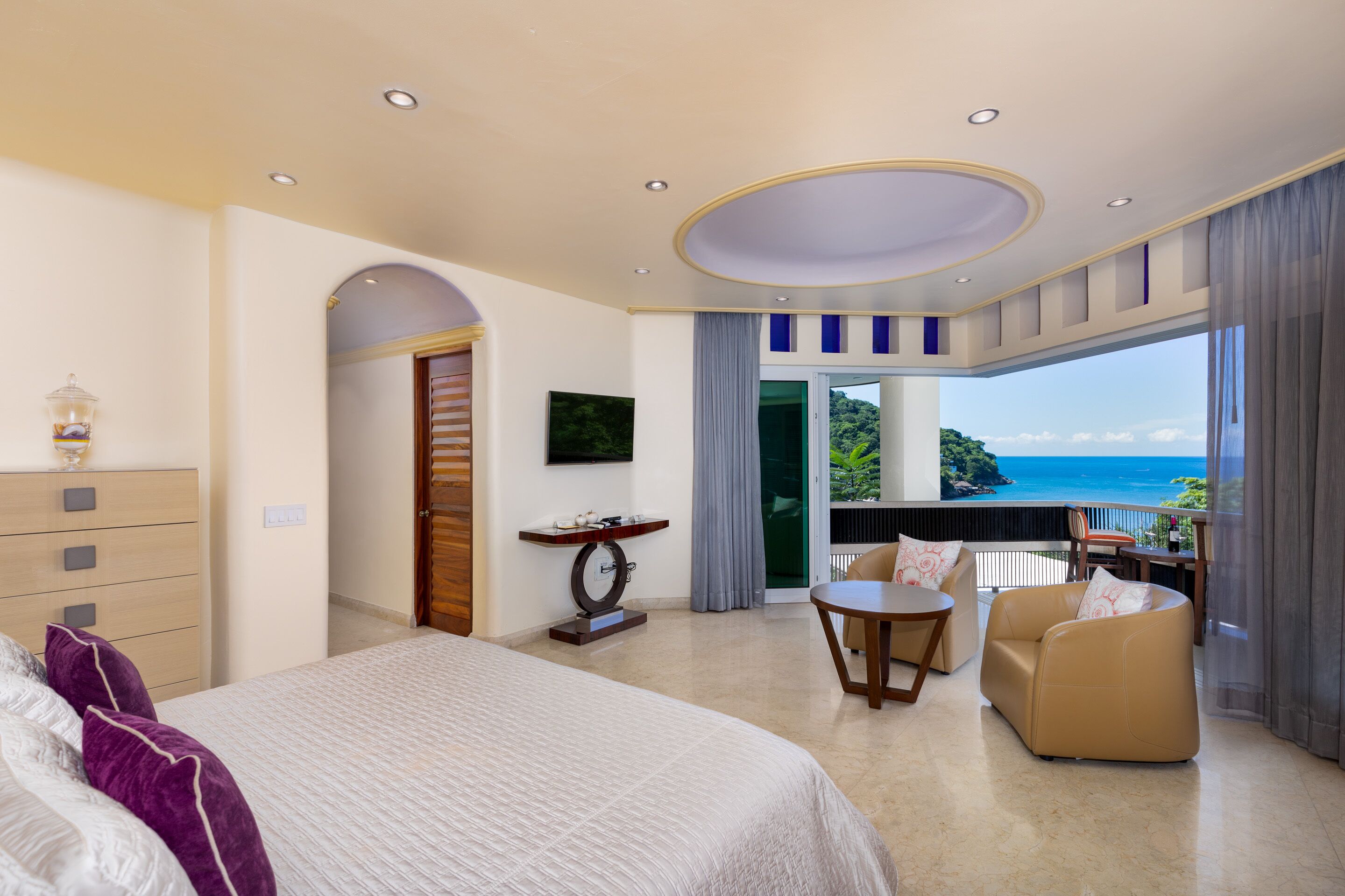 Photo - Luxury Beach Frontage Villa For Rent