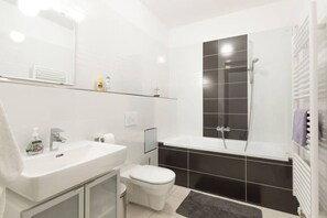 Badewanne, Haartrockner