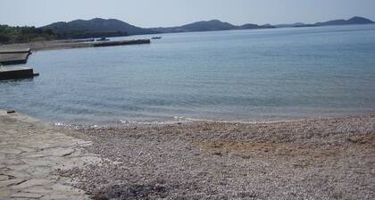 No5 Studio With Garden View