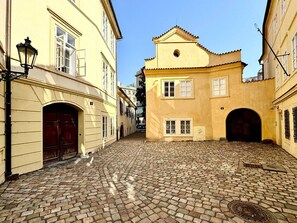 Exterior - Romantic getaway in the neighbourhood of St. Agnes (Prague 1)