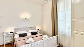 2 dormitorios, tabla de planchar con plancha, wifi y ropa de cama