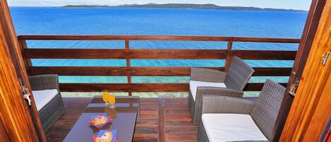 Ferienhaus, 1 Schlafzimmer, Balkon, Meerblick | Unterkunftsgelände