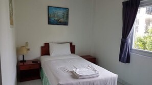 Room, 1 Bedroom, Accessible, Smoking | 1 bedroom, WiFi - Welcome Inn Hotel Karon Beach (Karon)