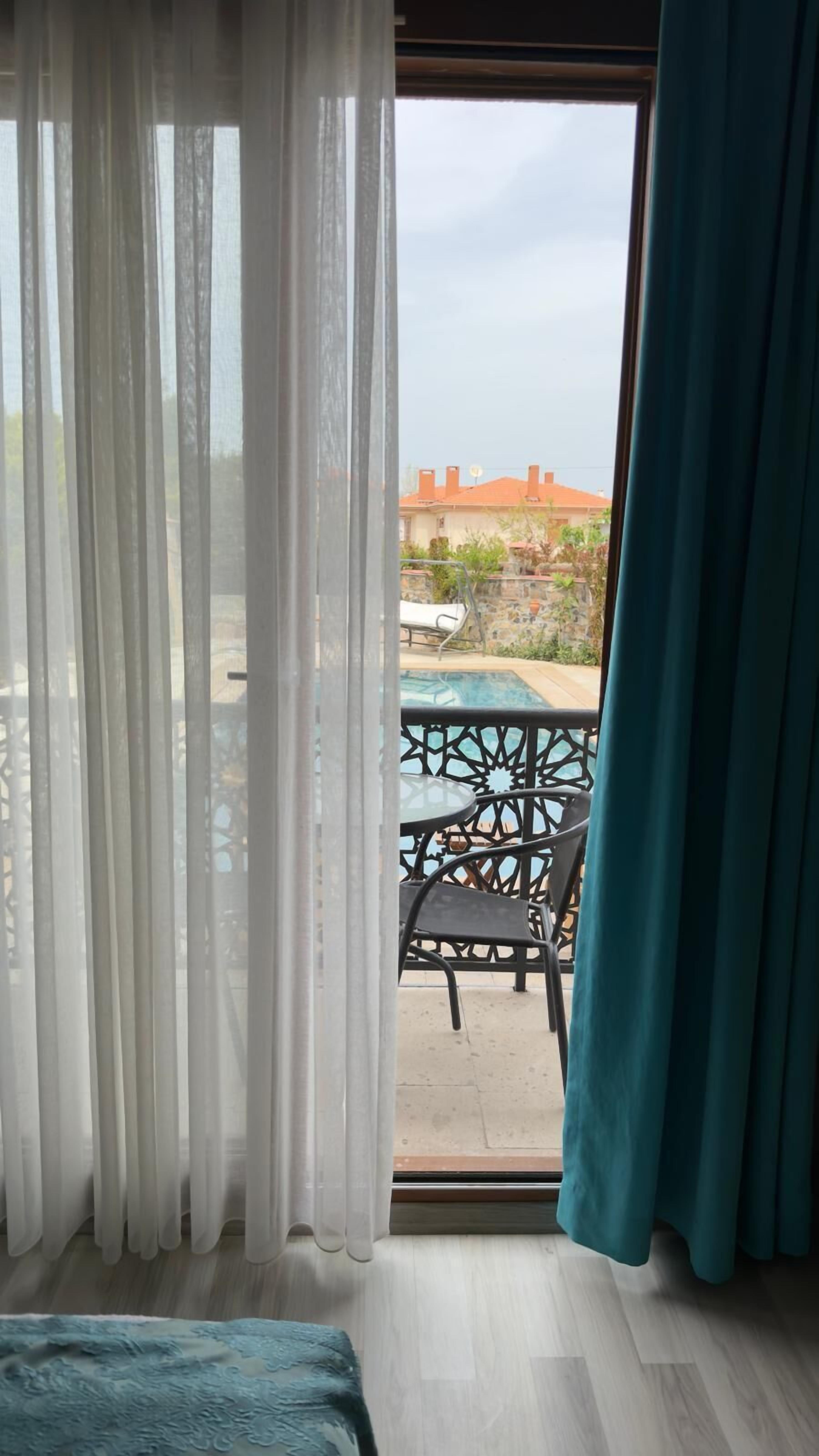 Standard Room, 1 Double Bed, Balcony, Pool View | Premium bedding, minibar, free WiFi