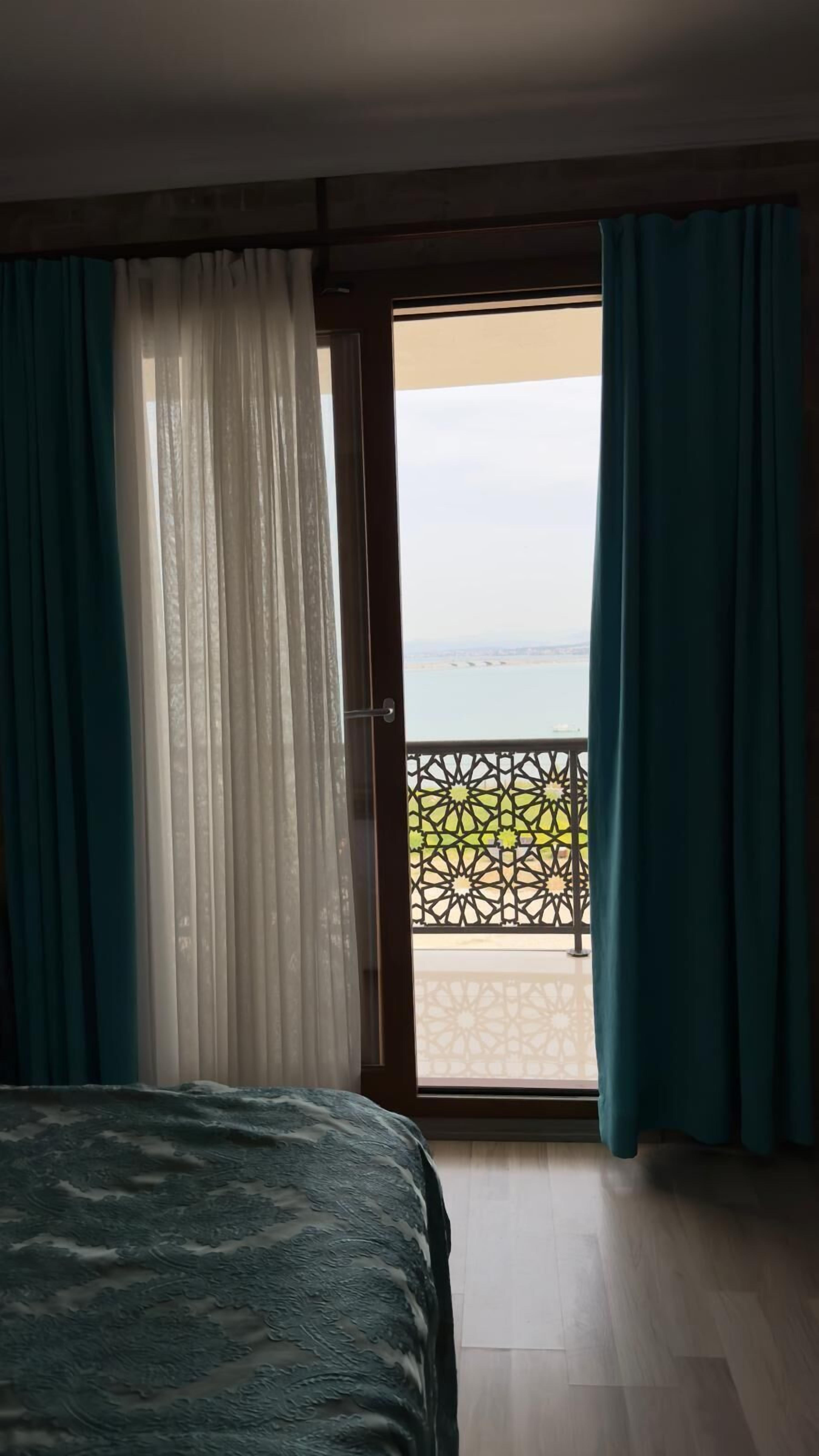 Standard Room, 1 Bedroom, Balcony, Sea View | Premium bedding, minibar, free WiFi