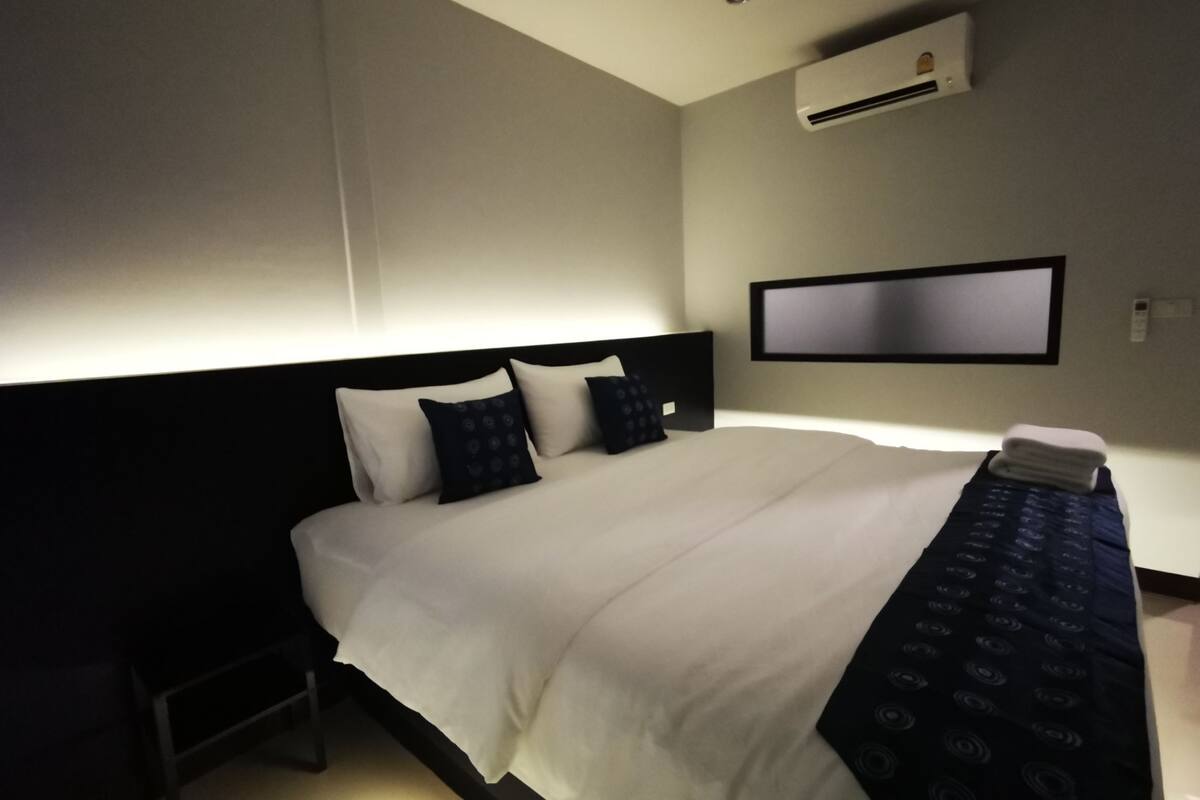 deluxe room | desk, laptop workspace, free wifi